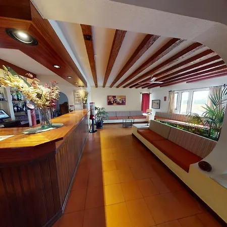 Da Lota Beachfront - & Resort 3*