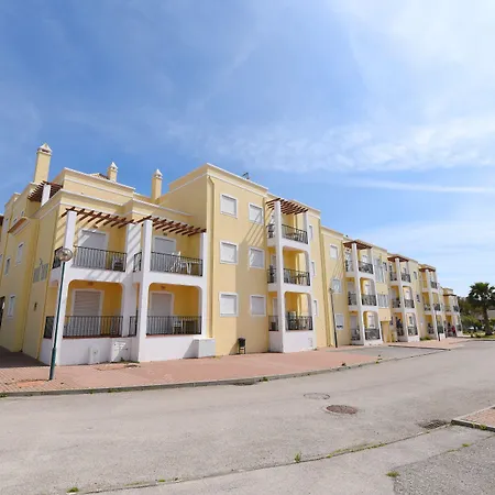 Da Lota Beachfront - & Feriested 3*