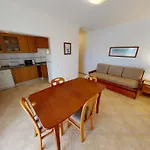 Da Lota Beachfront - &