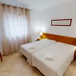 Da Lota Beachfront - & Manta Rota
