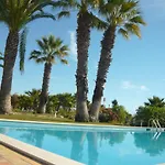 Da Lota Beachfront - & Θέρετρο Manta Rota