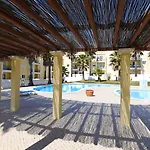 Θέρετρο Da Lota Beachfront - &
