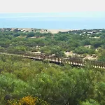 Da Lota Beachfront - & Manta Rota