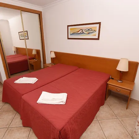 Da Lota Beachfront - & 3*