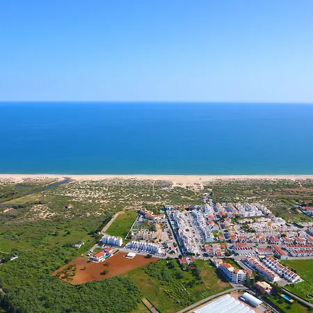 Da Lota Beachfront - & Manta Rota