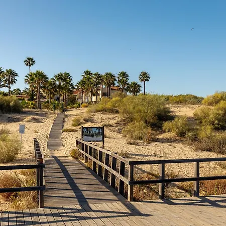 Da Lota Beachfront - &