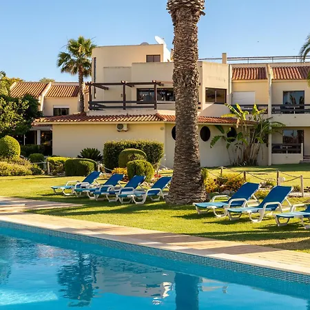 Da Lota Beachfront - & 3*