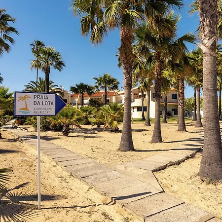 Θέρετρο Da Lota Beachfront - & 3*
