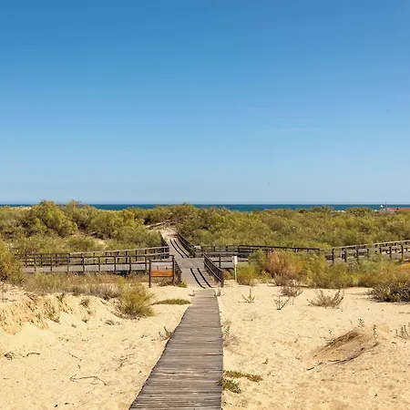 Da Lota Beachfront - & 3*