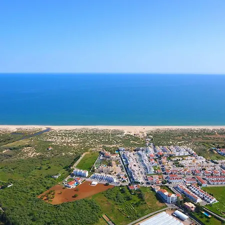 Da Lota - Beachfront Appart hôtel 3*