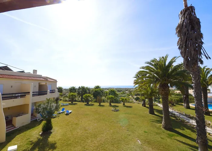 Da Lota Beachfront - & Resort