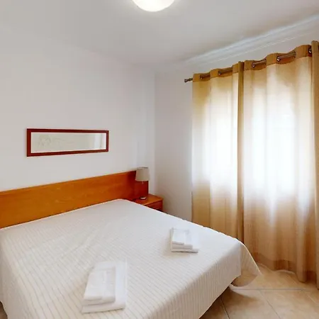 Da Lota - Beachfront Aparthotel 3*