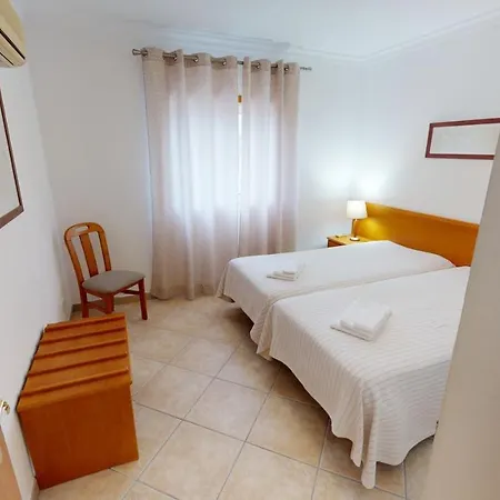 Aparthotel Da Lota - Beachfront Manta Rota