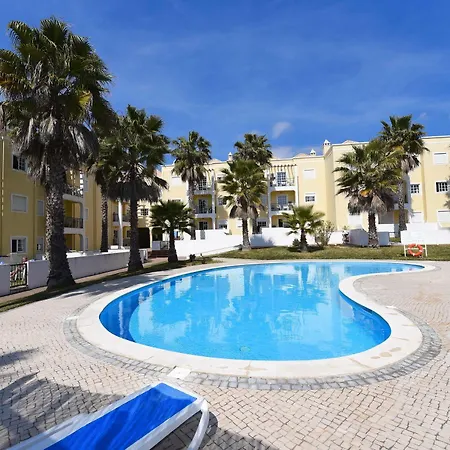 Da Lota - Beachfront Aparthotel Manta Rota