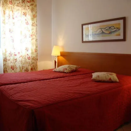 Aparthotel Da Lota - Beachfront 3*